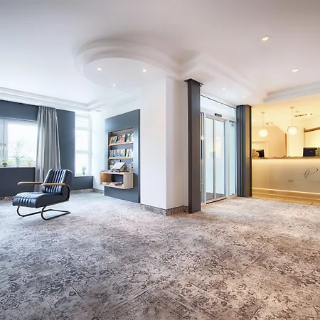 מלון Prinzregent 4*